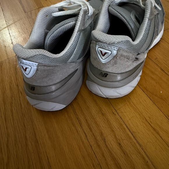 New Balance 990v5 Made in USA Grey Running Sneakers (Women’s Size 8) - Picture 5 of 6